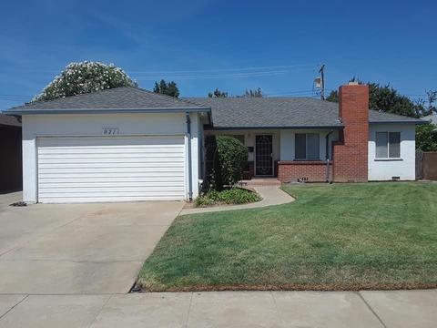 921 Windsor Dr, Lodi, CA 95240 photo 2