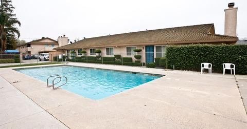 3025 Tully Rd, Modesto, CA 95350 photo 1
