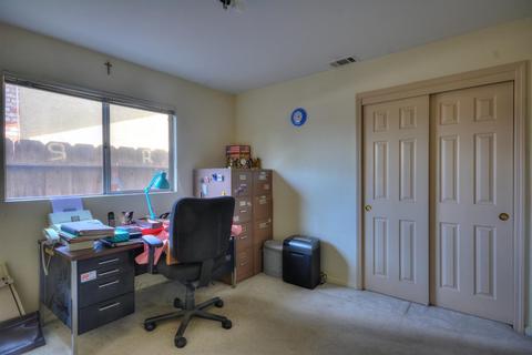 2140 N Berkeley Ave, Turlock, CA 95382 photo 17