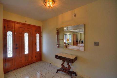2140 N Berkeley Ave, Turlock, CA 95382 photo 4