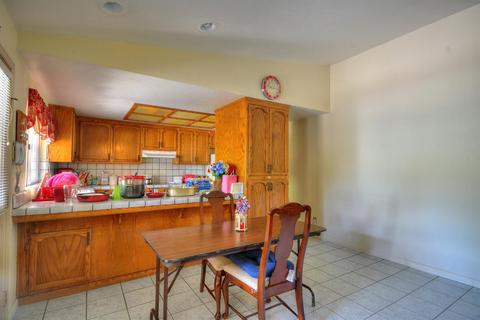 2140 N Berkeley Ave, Turlock, CA 95382 photo 12
