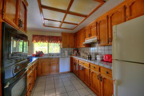 2140 N Berkeley Ave, Turlock, CA 95382 photo 9