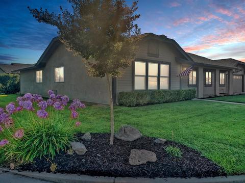 921 Foxfire Dr, Manteca, CA 95337 photo 1