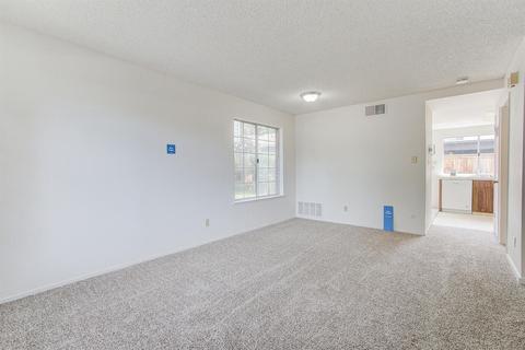 3948 Oak Villa Cir, Carmichael, CA 95608 photo 8