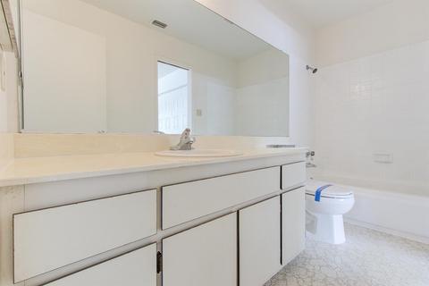 3948 Oak Villa Cir, Carmichael, CA 95608 photo 3