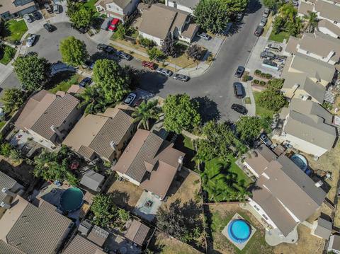 1063 S Moonlight Dr, Ceres, CA 95307 photo 8