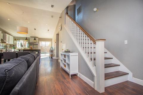 1063 S Moonlight Dr, Ceres, CA 95307 photo 12