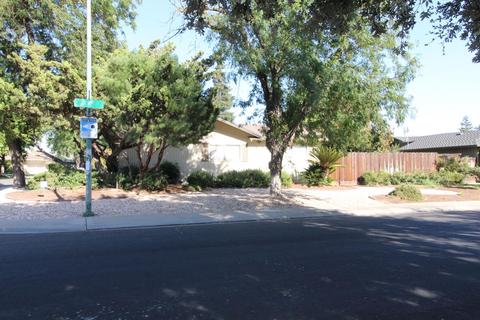 1912 Vista Dr, Modesto, CA 95355 photo 5