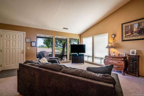 533 Perry St, Jackson, CA 95642 photo 4