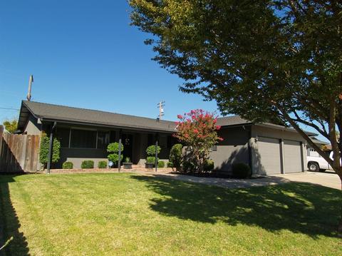 1517 Kingfield Dr, Modesto, CA 95350 photo 3