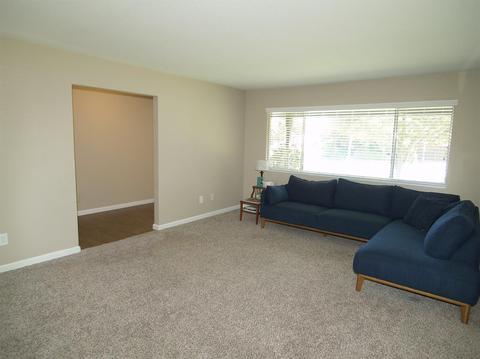 1517 Kingfield Dr, Modesto, CA 95350 photo 6