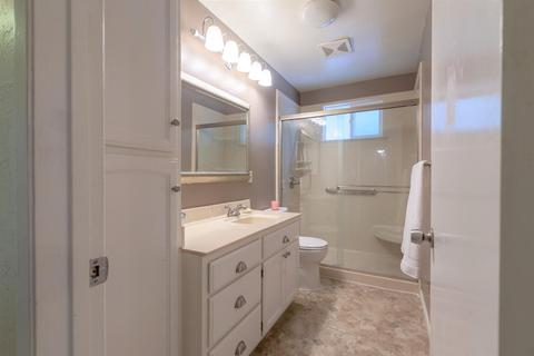 5833 Parkoaks Dr, Carmichael, CA 95608 photo 16