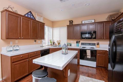40 E Ferdinand St, Tracy, CA 95376 photo 12
