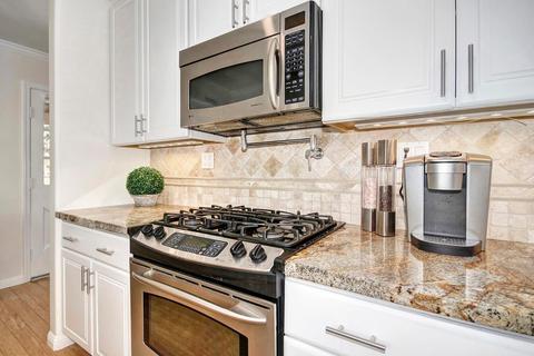 6219 Hilltop Dr, Carmichael, CA 95608 photo 4