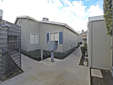 1527 Rose Ave, Modesto, CA 95355 photo 4