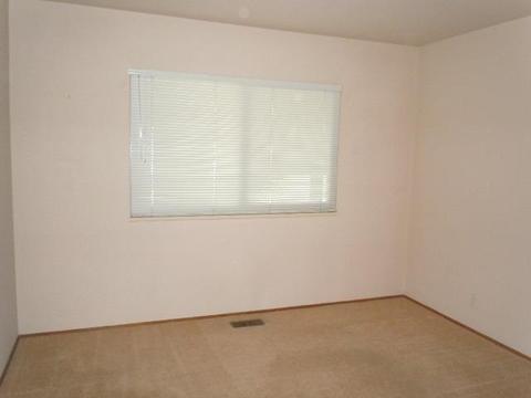 11 E Harper St, Stockton, CA 95204 photo 10