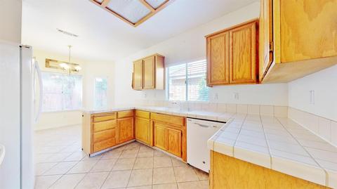 3808 Dillingham Ave, Modesto, CA 95357 photo 9