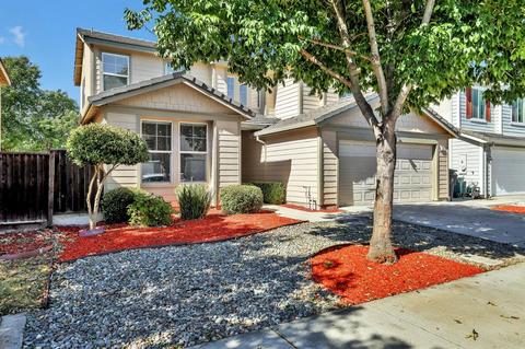 379 Burlington Dr, Tracy, CA 95376 photo 3
