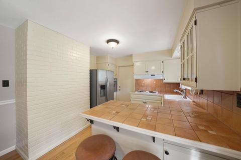 6630 Templeton Dr, Carmichael, CA 95608 photo 10