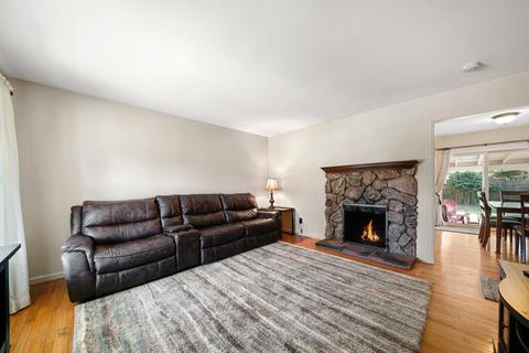 6630 Templeton Dr, Carmichael, CA 95608 photo 5