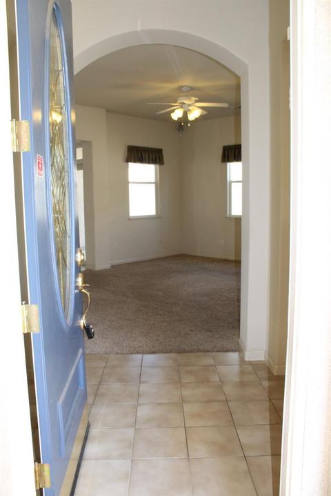 369 Sea Cv, Ripon, CA 95366 photo 4