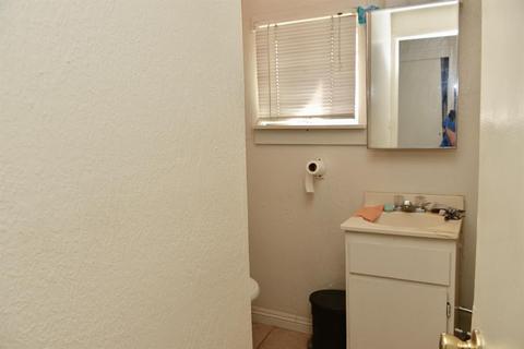 224 El Paso Ave, Modesto, CA 95351 photo 28