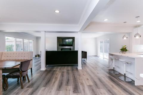 213 Stewart Rd, Modesto, CA 95356 photo 13