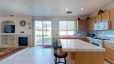 1805 Filbert Dr, Ceres, CA 95307 photo 9
