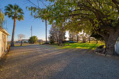 867 Olive Ave, Patterson, CA 95363 photo 5