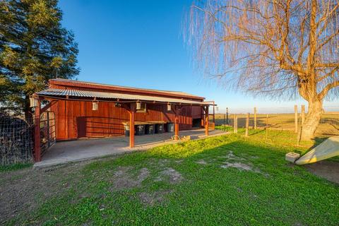 867 Olive Ave, Patterson, CA 95363 photo 6