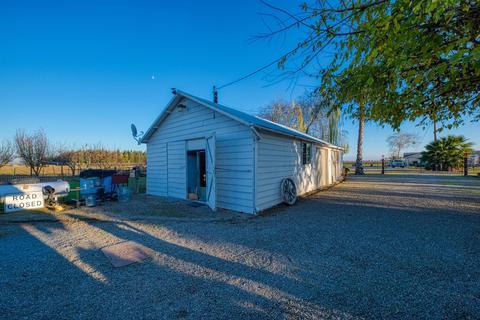 867 Olive Ave, Patterson, CA 95363 photo 8