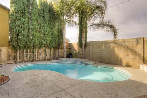 1409 Lecourbe Ct, Modesto, CA 95356 photo 2