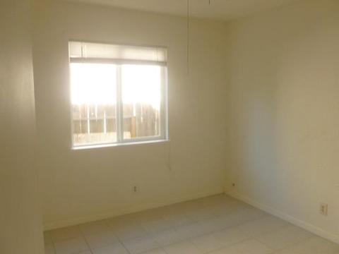 1281 Linden Ave, Gustine, CA 95322 photo 16