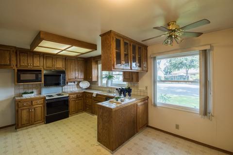 823 Barham Ct, Modesto, CA 95350 photo 9