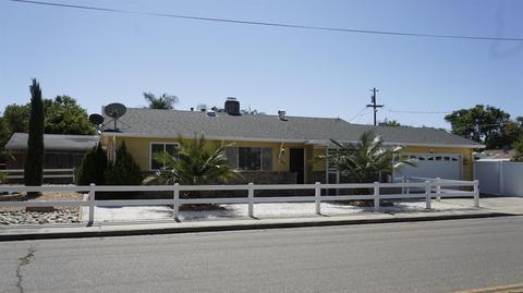 620 E St, Patterson, CA 95363 photo 1