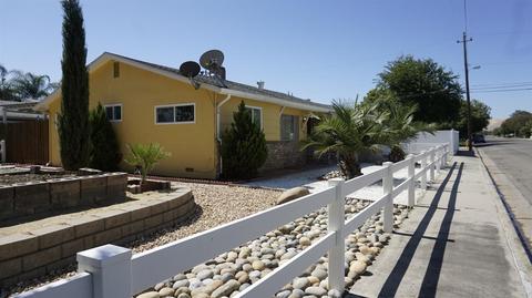 620 E St, Patterson, CA 95363 photo 35