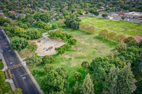 2609 Surrey Ave, Modesto, CA 95355 photo 4