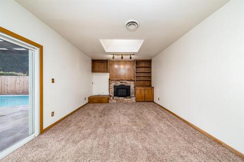 2609 Surrey Ave, Modesto, CA 95355 photo 15