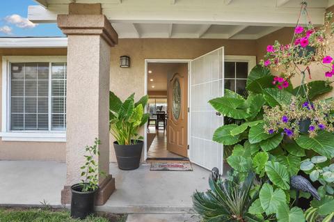 4950 John Wayne Dr, Ceres, CA 95307 photo 2