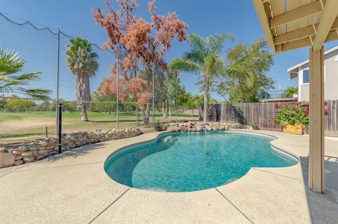 8341 Wind Flower Way, Antelope, CA 95843 photo 3