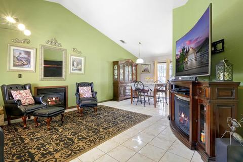 2017 Time Square Ln, Stockton, CA 95206 photo 10