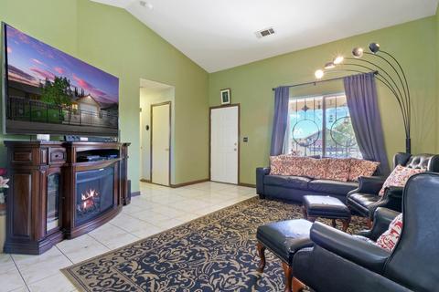 2017 Time Square Ln, Stockton, CA 95206 photo 12