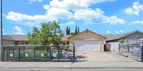 2017 Time Square Ln, Stockton, CA 95206 photo 3
