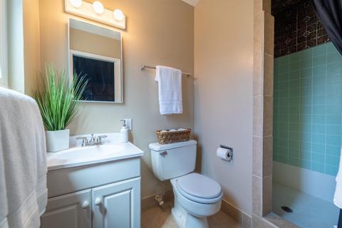 708 E Rumble Rd, Modesto, CA 95350 photo 25