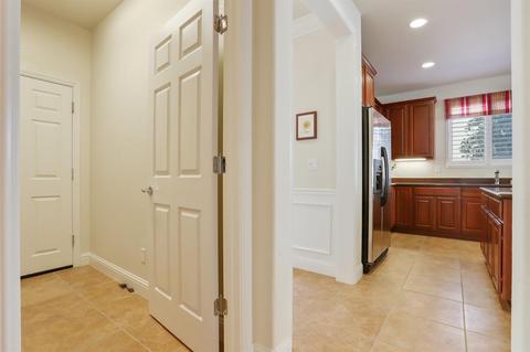 2346 Shadow Berry Dr, Manteca, CA 95336 photo 9