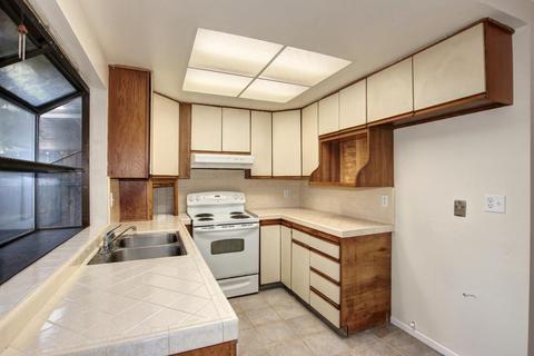 5217 Gibbons Dr, Carmichael, CA 95608 photo 11