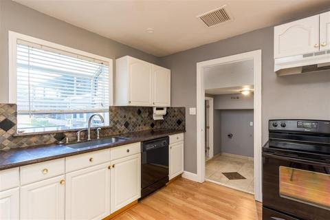 3929 Renner St, Carmichael, CA 95608 photo 9