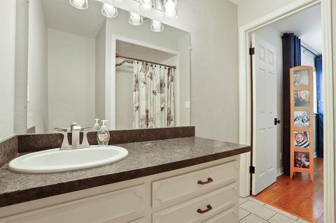 1300 Wallin Way, Modesto, CA 95351 photo 21