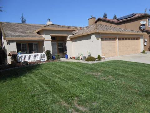 2351 Meadowbrook Dr, Lodi, CA 95242 photo 2