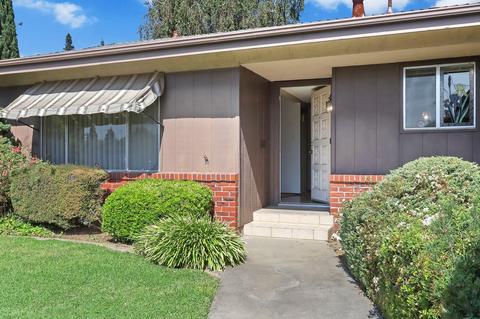1609 W Vine St, Lodi, CA 95242 photo 2